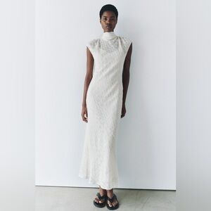 ZARA HIGH COLLAR EMBROIDERED SLEEVELESS MAXI DRESS ZW COLLECTION XL